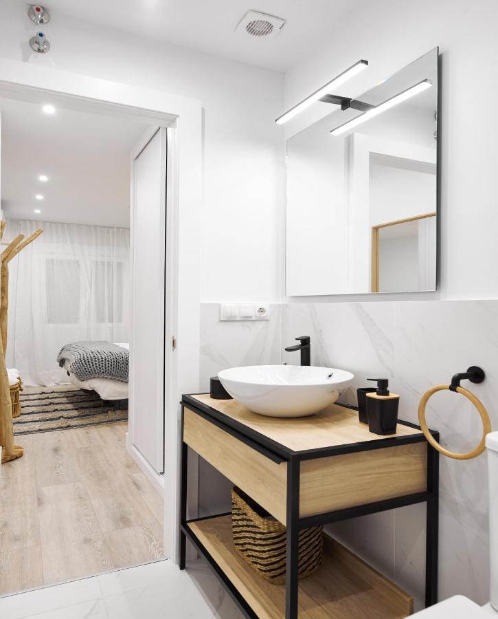 Conde Alcala Centro Parking Gratuito Apartment กรานาดา ภายนอก รูปภาพ